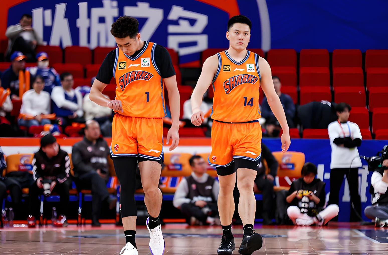 独行侠力克广东队，赵继伟关键制胜