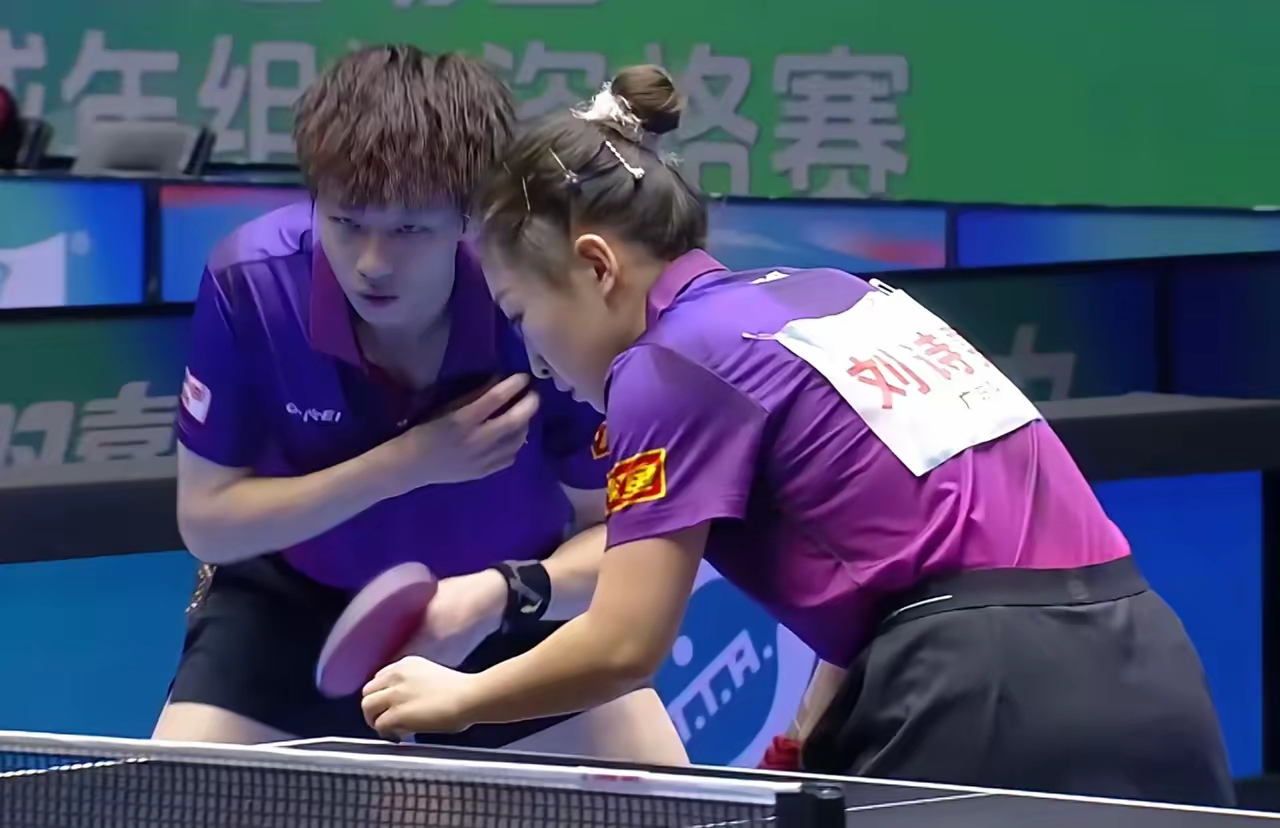 波兰队完胜葡萄牙队，林高远点燃赛场