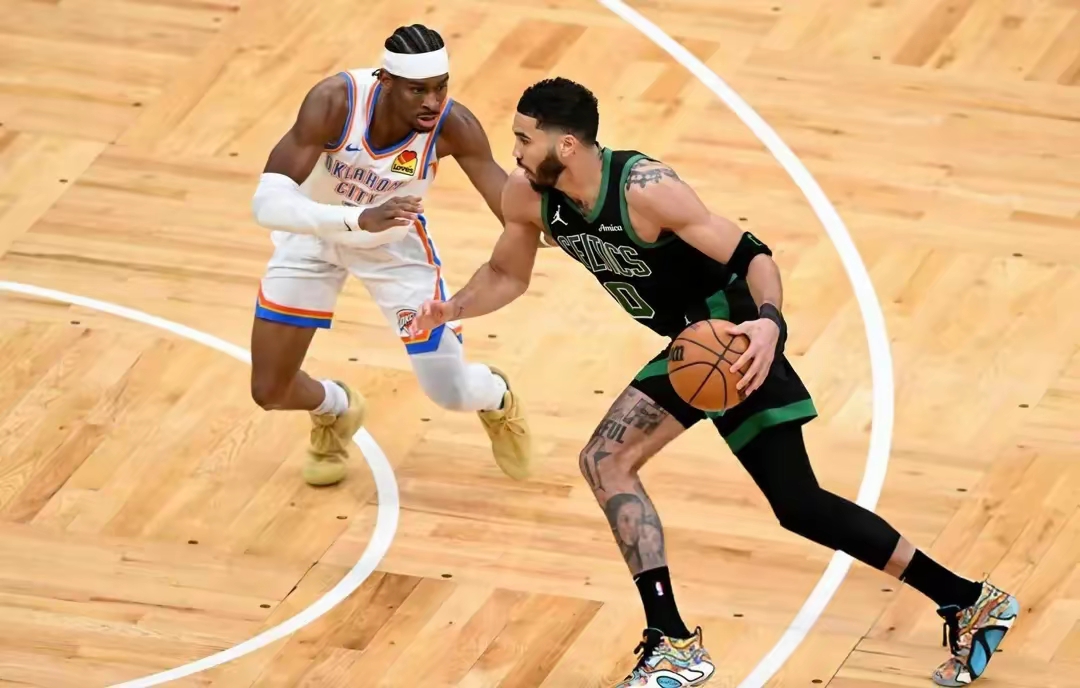 凯尔特人鏖战魔术，伦纳德扛起全队