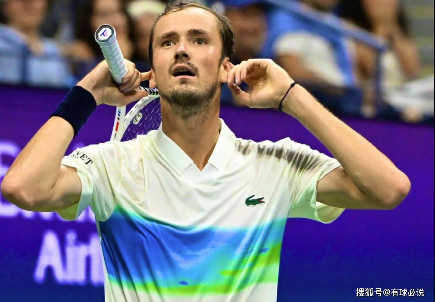 欧洲网球队险胜英国网球队，梅德韦杰夫绝境逆转