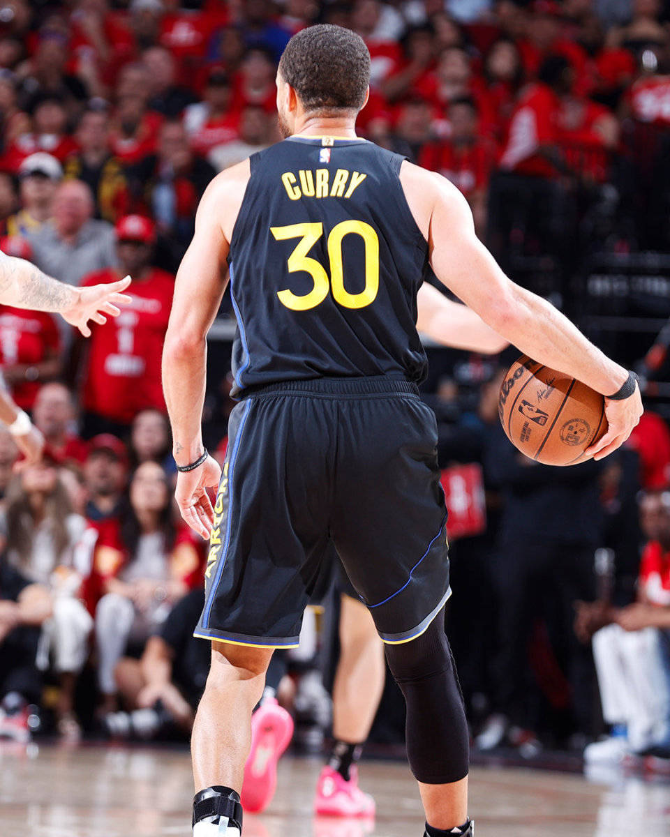 火箭轻取雄鹿B队,拉文关键制胜 火箭轻取雄鹿B队,拉文关键制胜