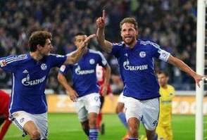 柏林赫塔取得出色胜利,弗赖堡难挽劣势 柏林赫塔取得出色胜利,弗赖堡难挽劣势