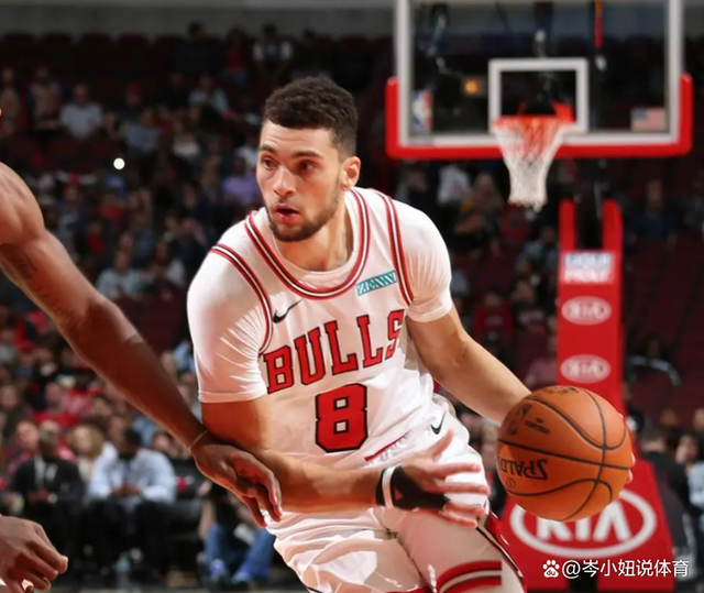 广东队碾压北京队,范弗利特带队取胜 广东队碾压北京队,范弗利特带队取胜