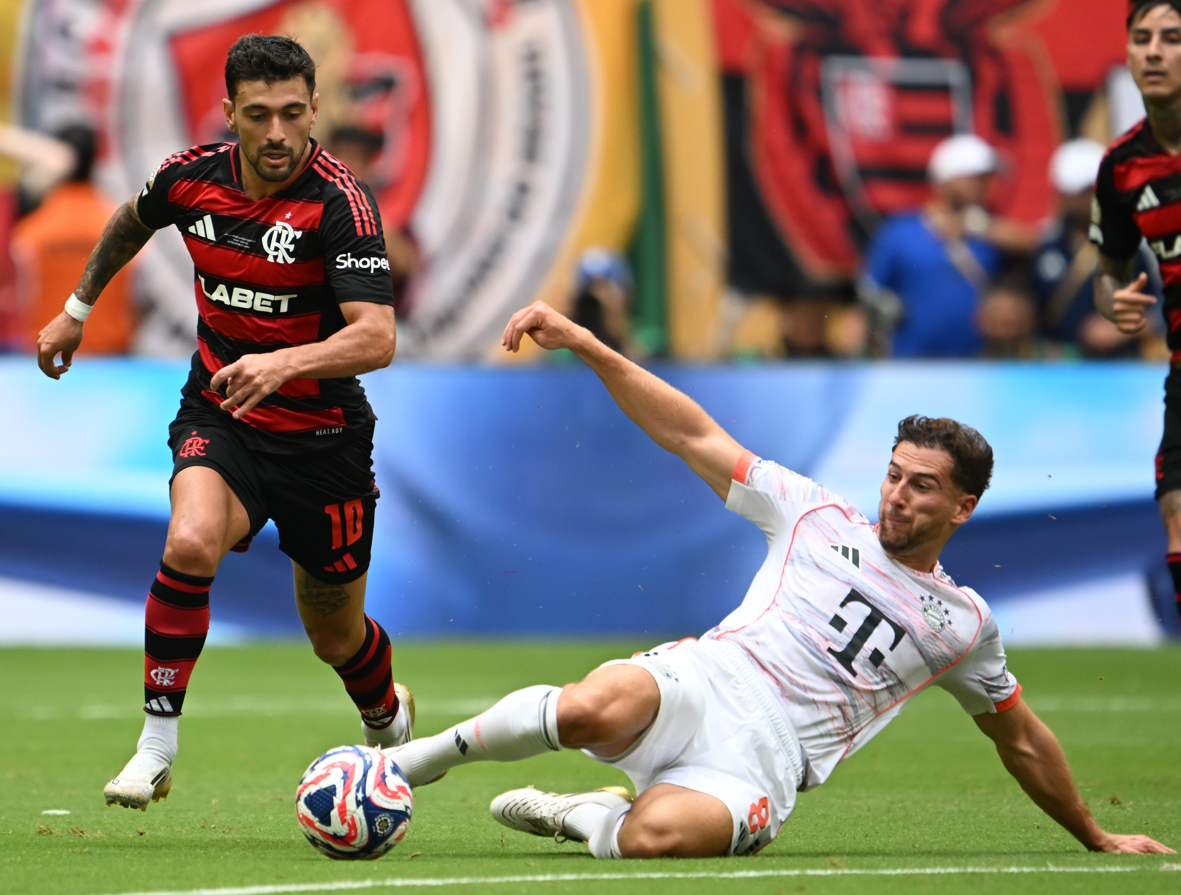 拜仁慕尼黑球员表现出色，入选国家队