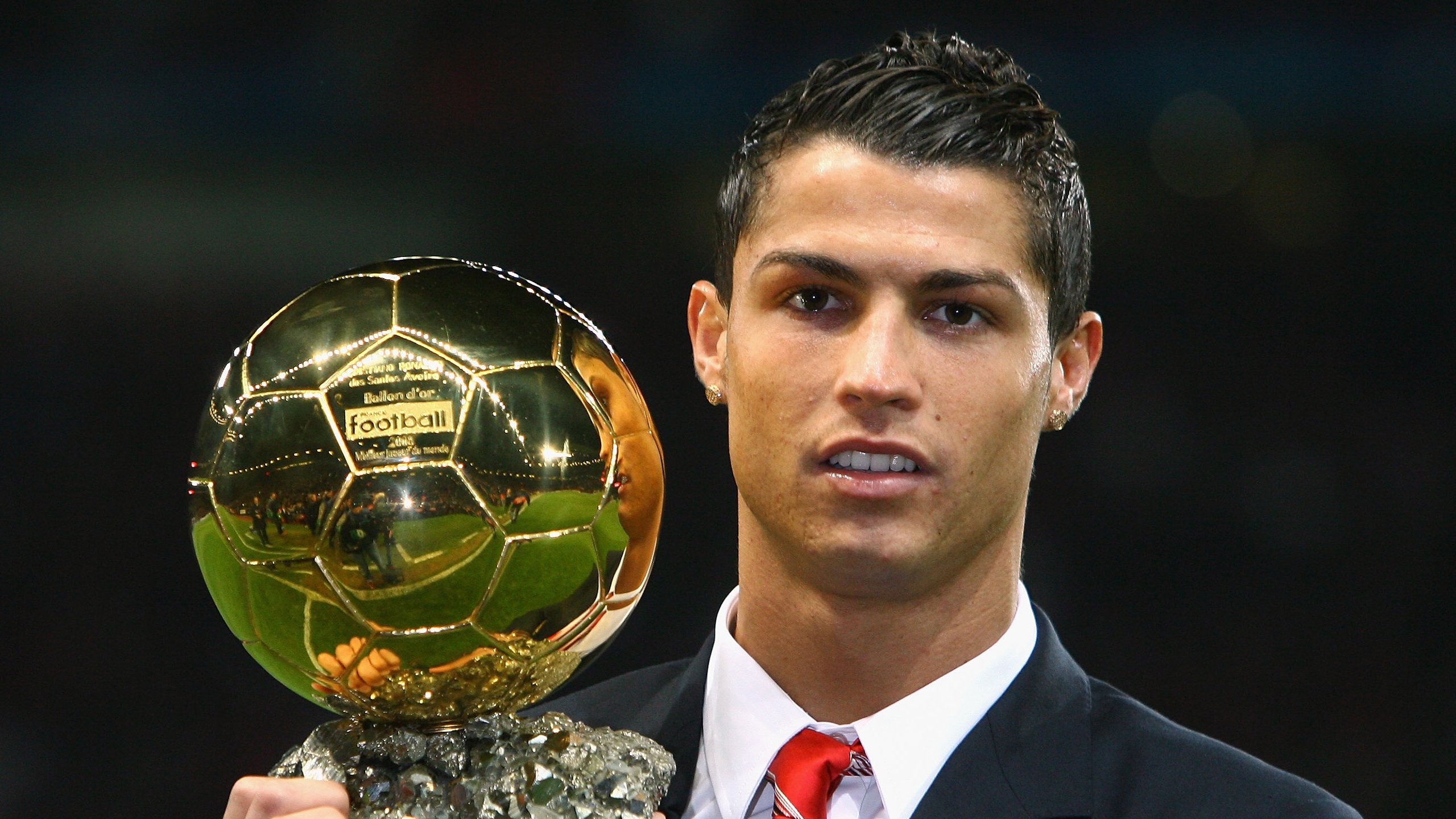 雷恩风暴席卷荷兰,特奥关键一击,全面压制背后的战术革命