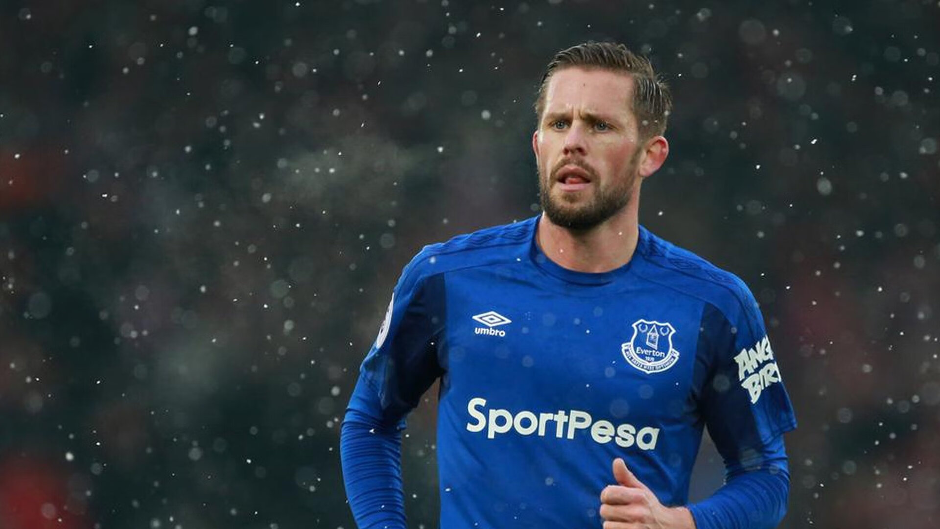 街道上的极速，看台上的叹息，F1新加坡夜战与多特蒙德的中国足球启示