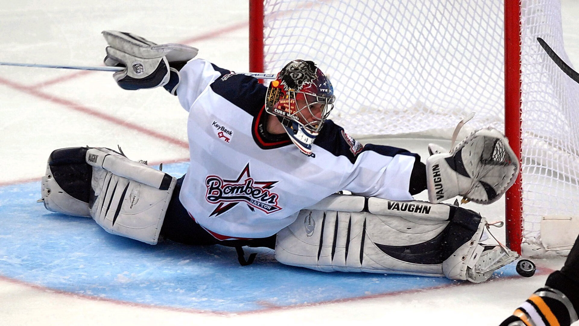 掘金对阵深圳队，米切尔个人能力完全展现